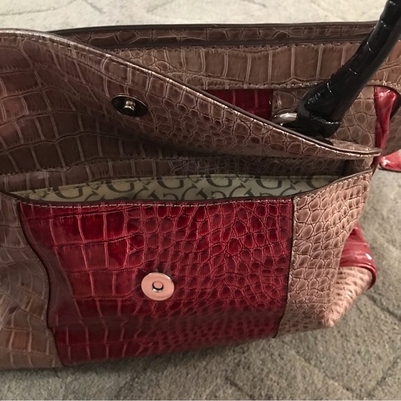 GUESS CALVINA Logo Croco Patent Leather Handbag Purse Satchel Taupe/Multi - Picture 10 of 16